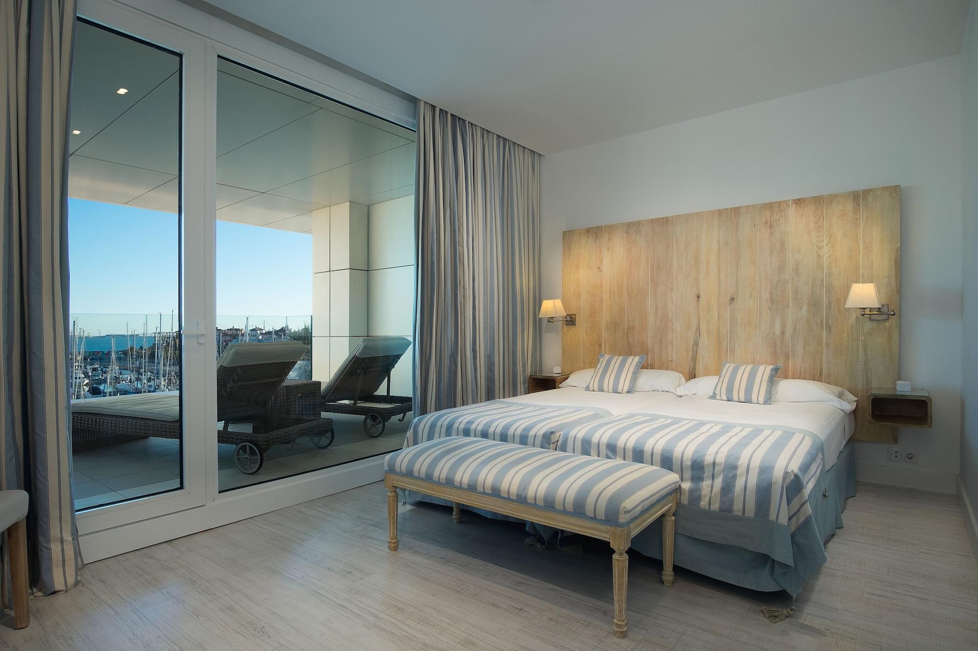 Suites Puerto Sherry El Puerto de Santa Maria Luaran gambar